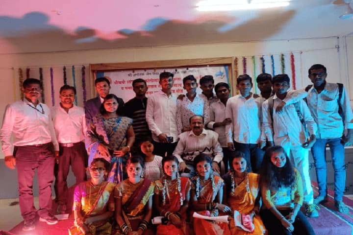 Smt SK Gandhi Arts campus in Beed, Maharashtra, India — photo 6