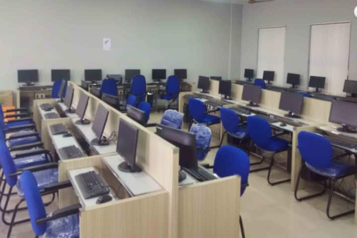 Ilahia School of Science and Technology campus in Ernakulam, Kerala, India — photo 5