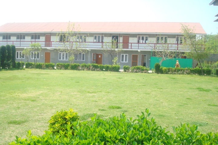 Kausar College of Education campus in Srinagar, Jammu and Kashmir, India — photo 2
