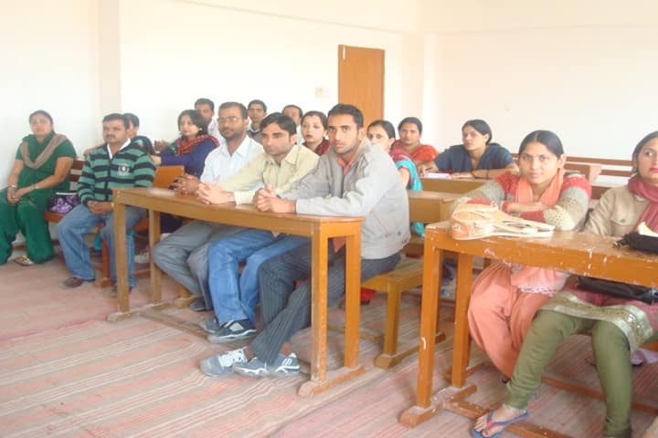 Kausar College of Education campus in Srinagar, Jammu and Kashmir, India — photo 4