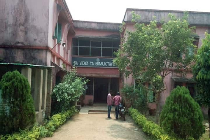 Sri Sathya Sai College for Women campus in Bhubaneswar, Odisha, India — photo 2
