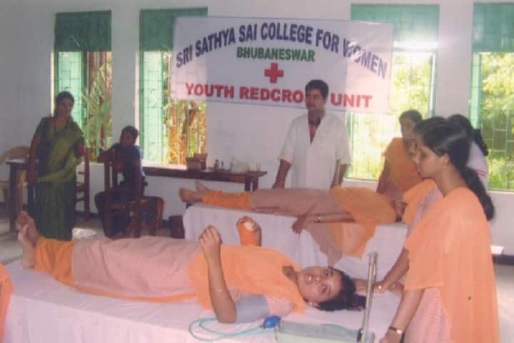 Sri Sathya Sai College for Women campus in Bhubaneswar, Odisha, India — photo 5