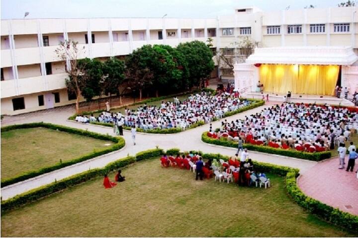 Sri Devaraj URS Medical College campus in Kolar, Karnataka, India — photo 4