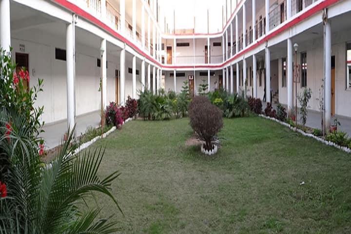 Radhaswami Institute of Technology campus in Jabalpur, Madhya Pradesh, India — photo 1
