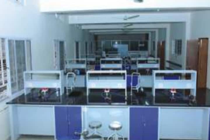 Siddaganga Medical College and Research Institute campus in Tumakuru, Karnataka, India — photo 3