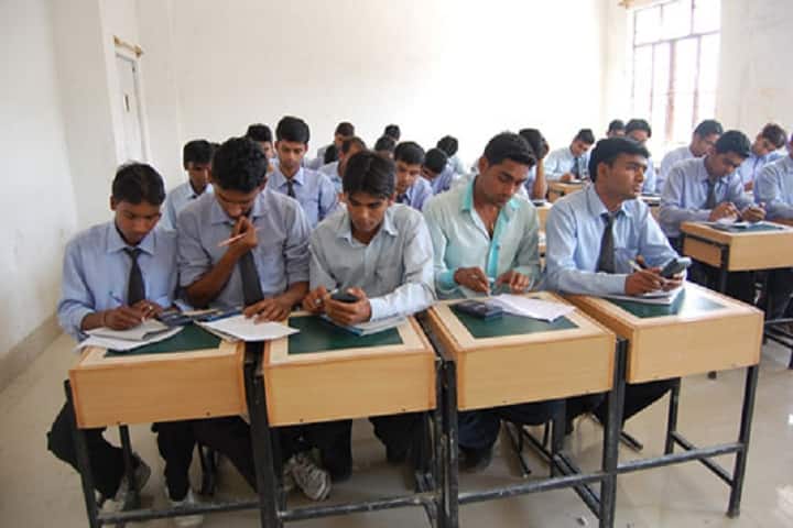 Doon College of Engineering and Technology campus in Saharanpur, Uttar Pradesh, India — photo 2