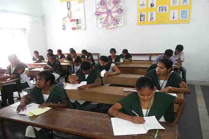 Maharajahs Post Graduate College campus in Vizianagaram, Andhra Pradesh, India — photo 6