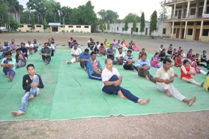 Saraswati Vidya Mandir Arts College campus in Kinwat, Maharashtra, India — photo 4