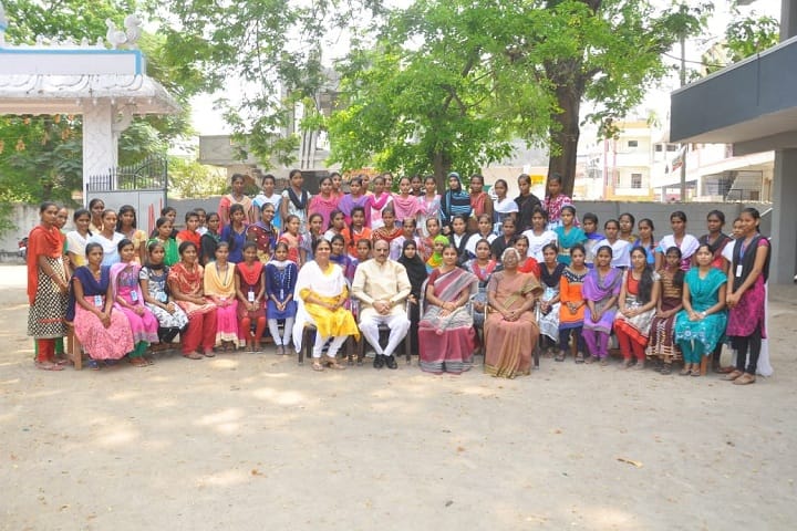 Vaniniketan Degree and PG College campus in Karimnagar, Telangana, India — photo 2