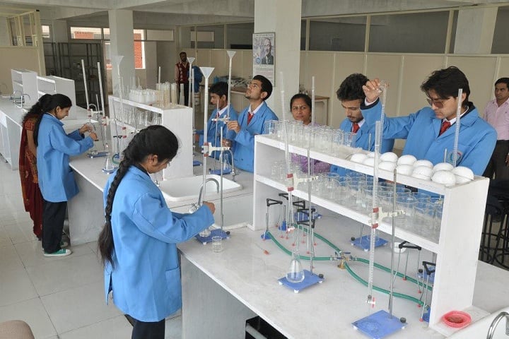 Bells Institute of Management and Technology campus in Shimla, Himachal Pradesh, India — photo 4