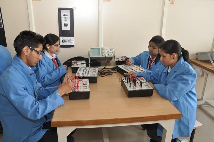 Bells Institute of Management and Technology campus in Shimla, Himachal Pradesh, India — photo 5