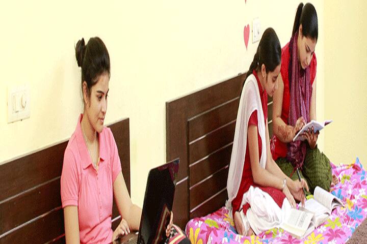 Sachdeva Engineering College for Girls campus in Gharuan, Punjab, India — photo 5