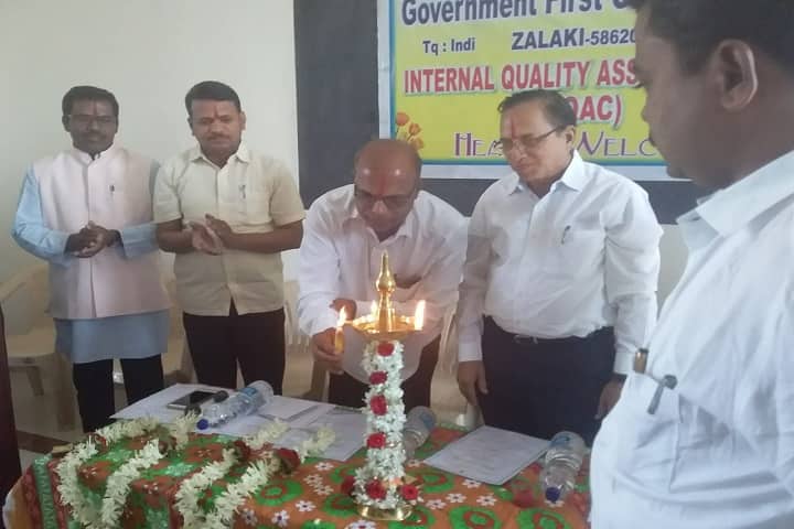 Government First Grade College campus in Vijayapura, Karnataka, India — photo 2