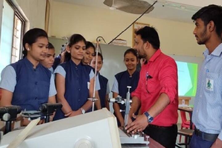 Sau Sushilamai Kale Arts campus in Ahmednagar, Maharashtra, India — photo 3