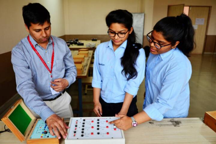 Sarvottam Institute of Technology and Management campus in Greater Noida, Uttar Pradesh, India — photo 5