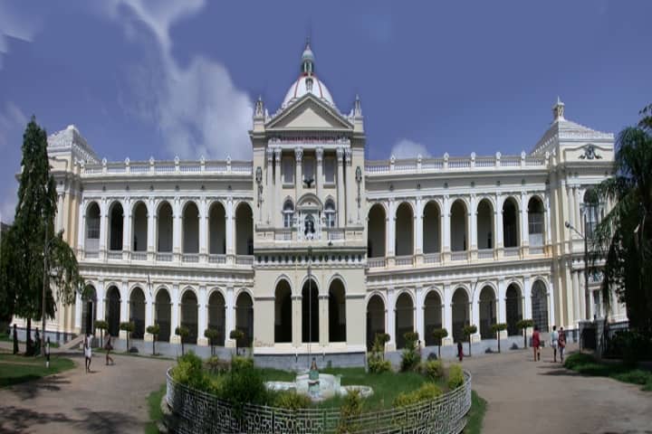 Mysore Medical College and Research Institute campus in Mysuru, Karnataka, India — photo 3