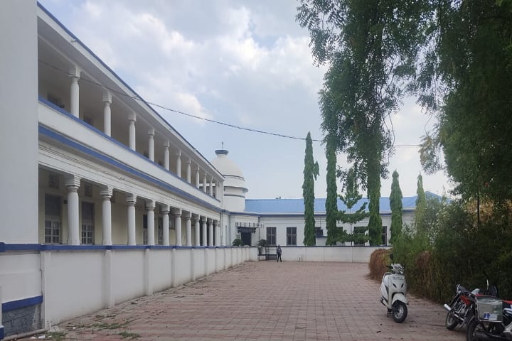 Milind College of Arts campus in Aurangabad, Maharashtra, India — photo 2