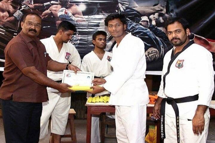 Smt Parmeshwaridevi Durgadutt Tibrewala Lions Juhu campus in Mumbai, Maharashtra, India — photo 3