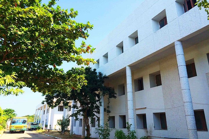 Sri Venkateswara College of Education campus in Karaikal, Puducherry, India — photo 2