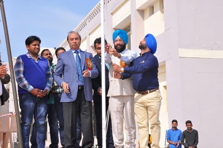 University College campus in Dhuri, Punjab, India — photo 3