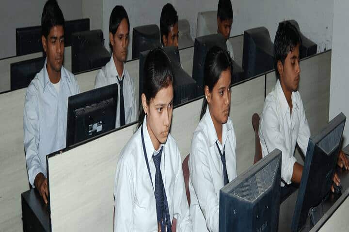 Mahatma Gandhi Engineering College campus in Jaipur, Rajasthan, India — photo 3