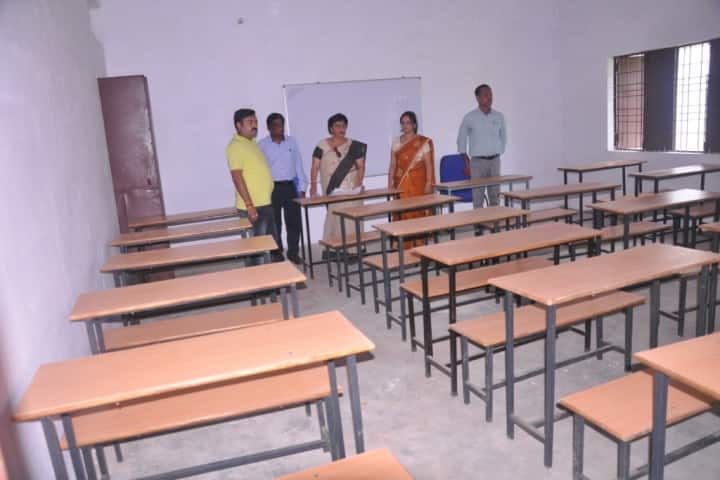 Maa Sharda Mahavidyalaya campus in Chhatarpur, Madhya Pradesh, India — photo 4