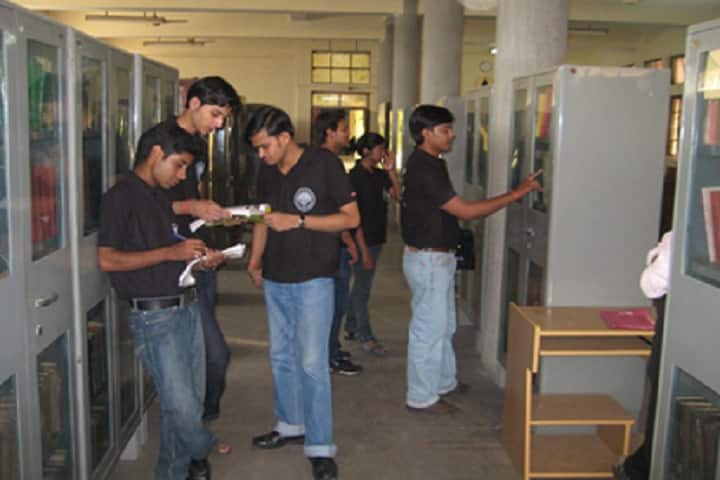 Motilal Nehru Institute of Research and Business Administration campus in Allahabad, Uttar Pradesh, India — photo 4