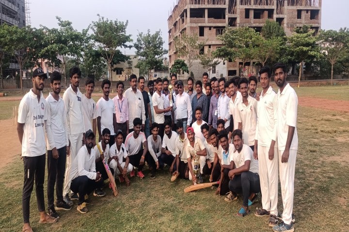Ideal College of Arts and Sciences campus in Kakinada, Andhra Pradesh, India — photo 5