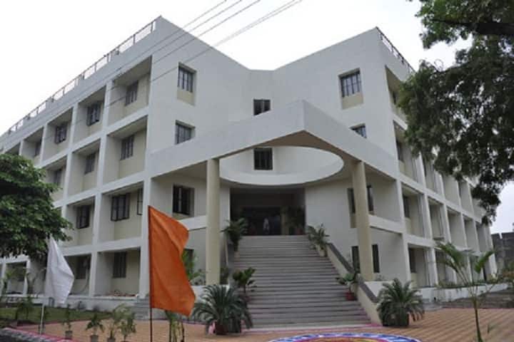 Dhanaji Nana Chaudhari Vidya Prabodhini's Loksevak Madhukarrao Chaudhari College of Social Work campus in Jalgaon, Maharashtra, India — photo 1