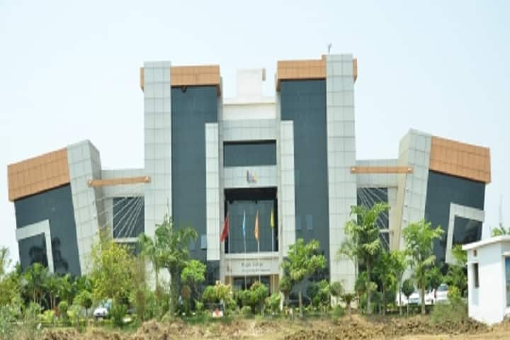 Pragati College of Engineering and Management campus in Sejbahar, Chhattisgarh, India — photo 1