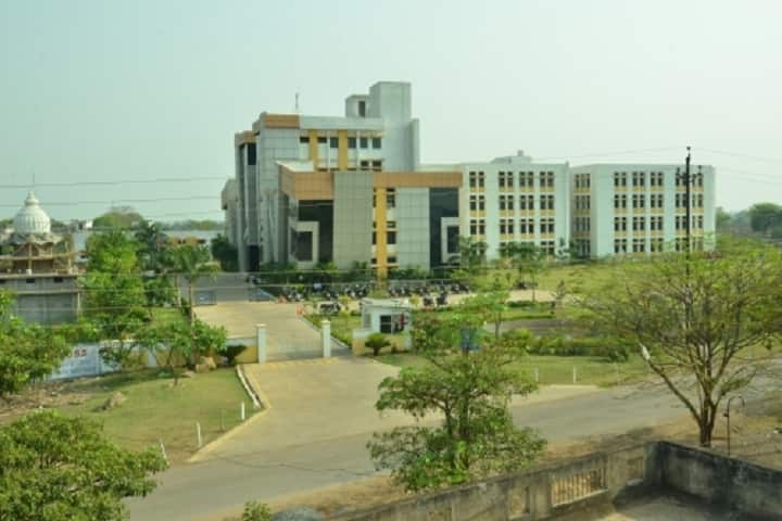 Pragati College of Engineering and Management campus in Sejbahar, Chhattisgarh, India — photo 4
