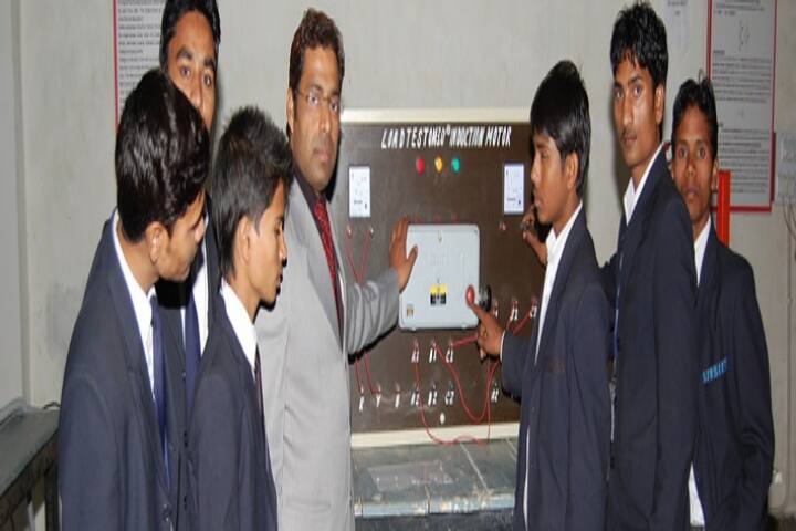 Shri Jeet Ram Smarak Institute of Engineering and Technology campus in Bareilly, Uttar Pradesh, India — photo 5