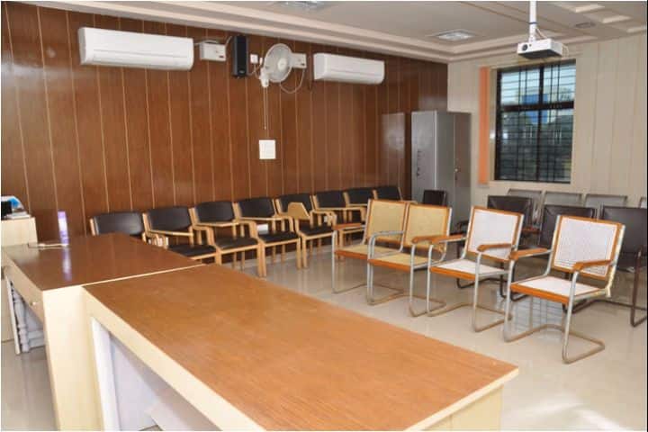 KIMS Hubli campus in Hubli, Karnataka, India — photo 5