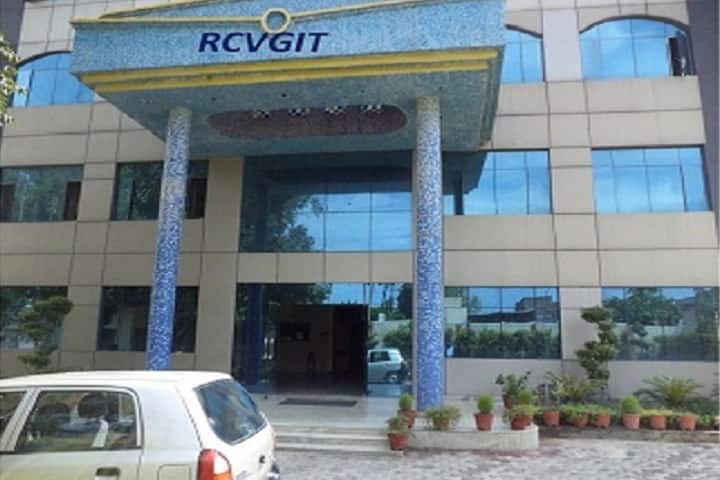 Rishi Chadha Vishvas Girls Institute of Technology campus in Ghaziabad, Uttar Pradesh, India — photo 1