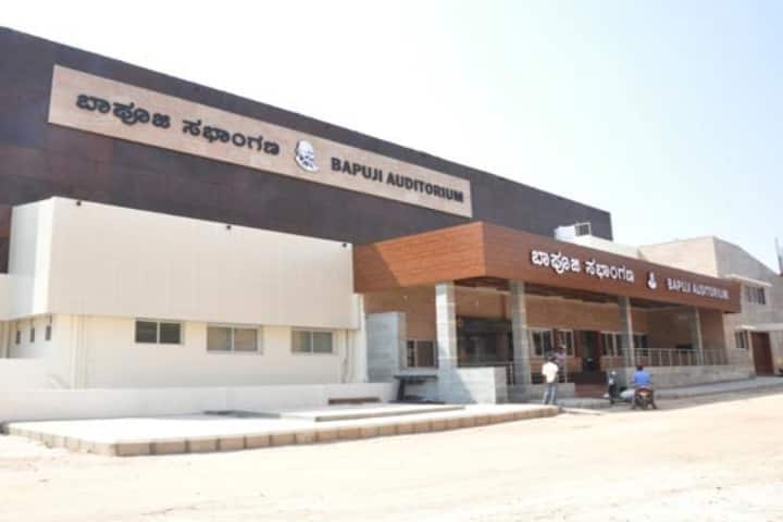 JJMMC Davangere campus in Davanagere, Karnataka, India — photo 6
