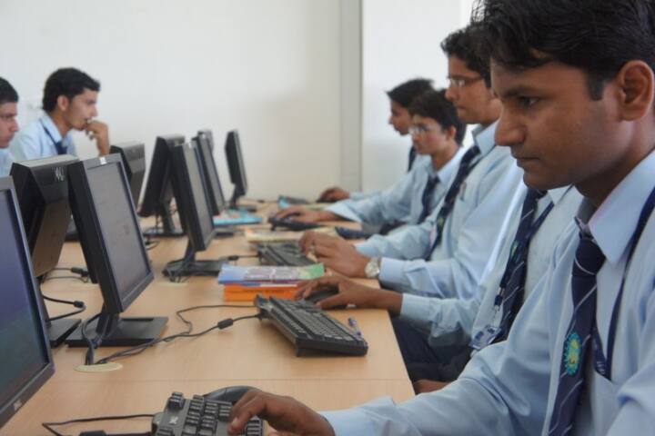 Indraprastha Institute of Technology campus in Moradabad, Uttar Pradesh, India — photo 5