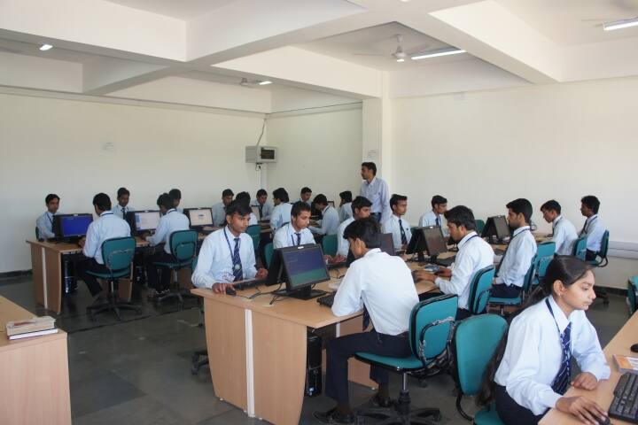 Indraprastha Institute of Technology campus in Moradabad, Uttar Pradesh, India — photo 6