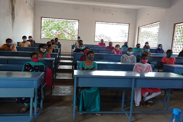 Cheran College for Women campus in Tirupur, Tamil Nadu, India — photo 1