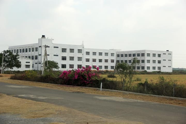QIS Institute of Technology campus in Ongole, Andhra Pradesh, India — photo 1