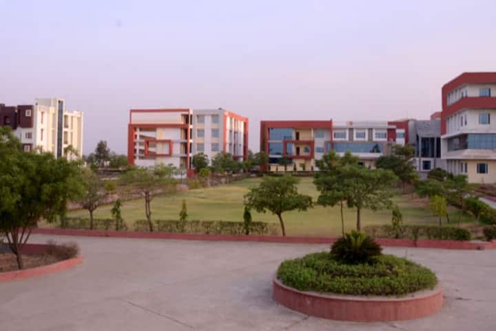 Rajasthan Engineering College campus in Dausa, Rajasthan, India — photo 2