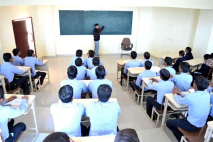 Rajasthan Engineering College campus in Dausa, Rajasthan, India — photo 3