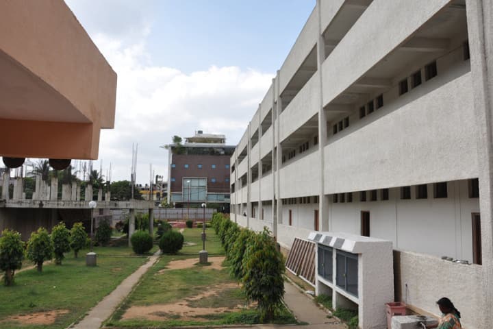 Dr Ambedkar Evening College campus in Bangalore, Karnataka, India — photo 1