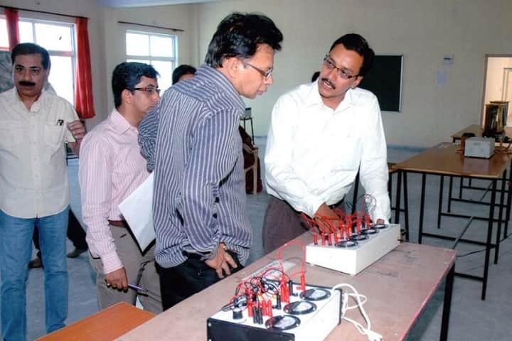 Hindustan Institute of Technology Science and Management campus in Gwalior, Madhya Pradesh, India — photo 6