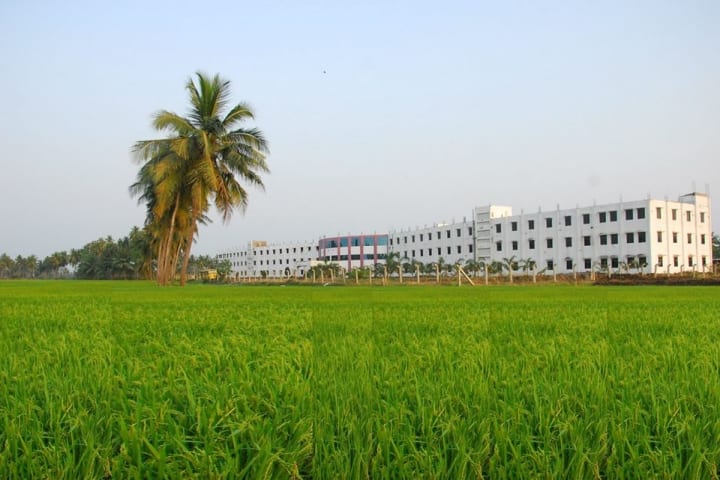 Grandhi Varalakshmi Venkata Rao Institute of Technology campus in Bhimavaram, Andhra Pradesh, India — photo 1