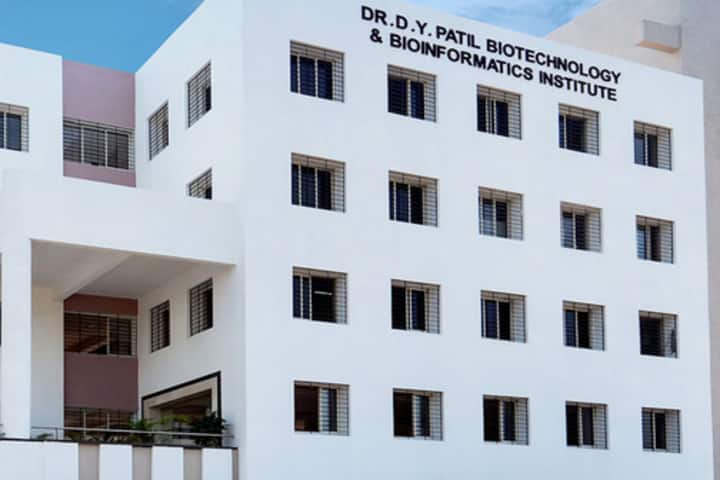Dr DY Patil Biotechnology and Bioinformatics Institute campus in Pune, Maharashtra, India — photo 2