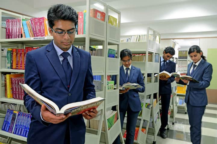 Dr DY Patil Biotechnology and Bioinformatics Institute campus in Pune, Maharashtra, India — photo 4