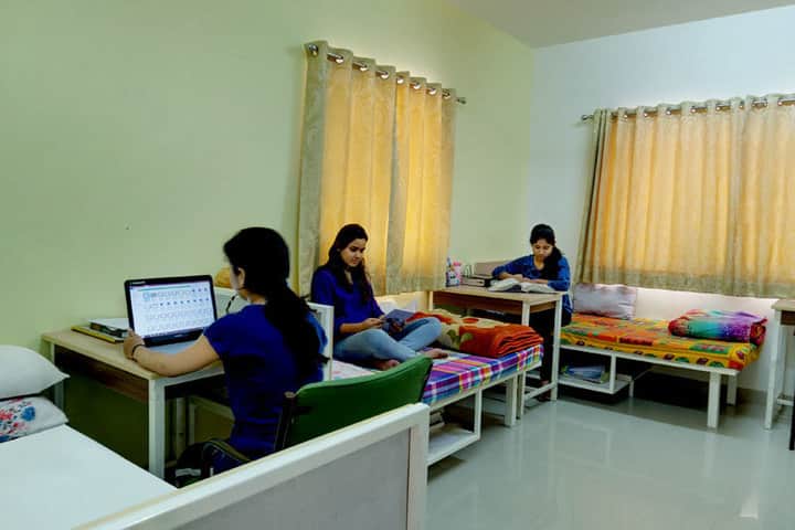 Dr DY Patil Biotechnology and Bioinformatics Institute campus in Pune, Maharashtra, India — photo 6