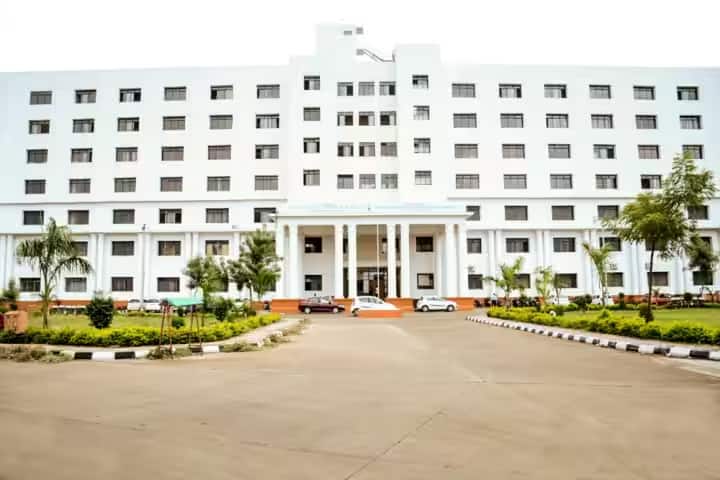 GIMS Gulbarga campus in Kalaburagi, Karnataka, India — photo 3