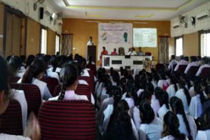Vinayak Vidnyan Mahavidyalaya campus in Amravati, Maharashtra, India — photo 1