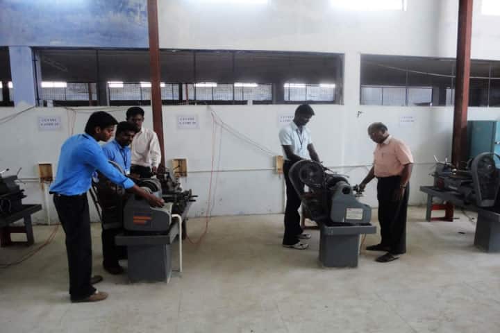 Joe Suresh Engineering College campus in Tirunelveli, Tamil Nadu, India — photo 2
